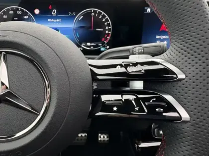 Photo 9 Mercedes Classe A 250 e Hybrid EQ AMG Line