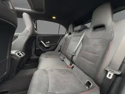 Photo 15 Mercedes Classe A 250 e Hybrid EQ AMG Line