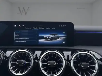 Photo 11 Mercedes Classe A 250 e Hybrid EQ AMG Line