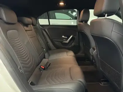 Photo 16 Mercedes Classe A 180 d Progressive Line