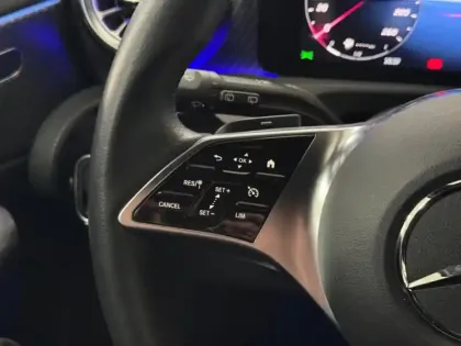 Photo 11 Mercedes Classe A 180 d Progressive Line