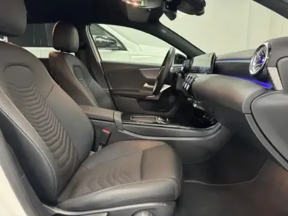 Photo 17 Mercedes Classe A 180 d Progressive Line