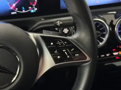 Photo 20 Mercedes Classe A Gén. IV (W177) Ph2 Progressive Line 5