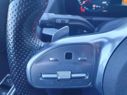 Photo 23 Mercedes GLA 250 e AMG Line