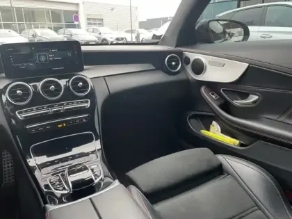 Photo 8 Mercedes Classe C Gén. II (C205) Ph2 AMG 2