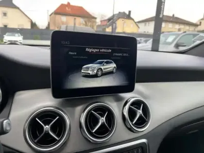 Photo 14 Mercedes GLA  200 d Fascination