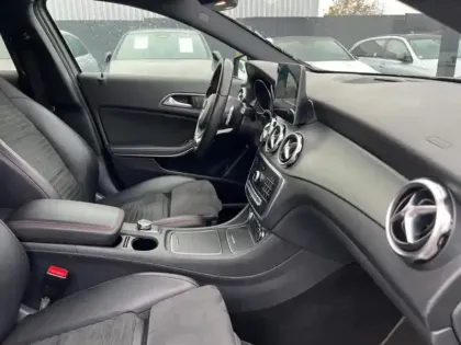 Photo 16 Mercedes GLA  200 d Fascination