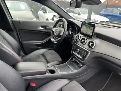 Photo 18 Mercedes GLA  200 d Fascination