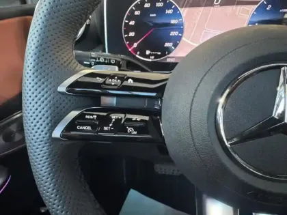 Photo 11 Mercedes Classe GLC GLC 220 d 4MATIC AMG Line