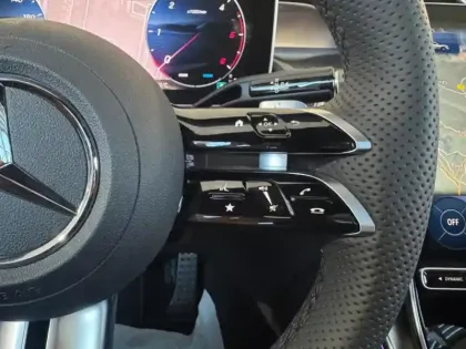 Photo 12 Mercedes Classe GLC GLC 220 d 4MATIC AMG Line