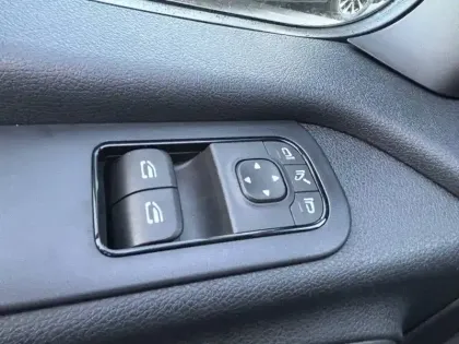 Photo 19 Mercedes Sprinter 319 CDI Fourgon PRO Toit surel