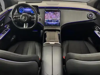 Photo 19 Mercedes EQE  350 4MATIC SUV AMG Line