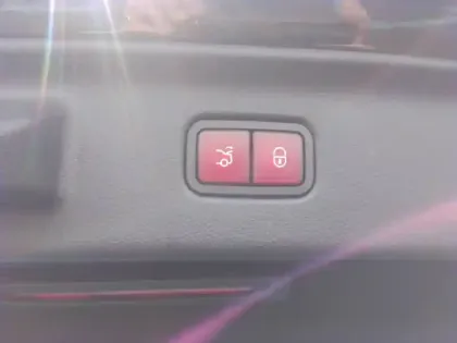 Photo 10 Mercedes CLA 580 e Berline AMG Line