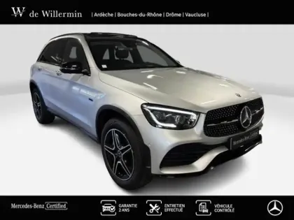 Photo 35 Mercedes GLC  300e 4MATIC SUV AMG Line