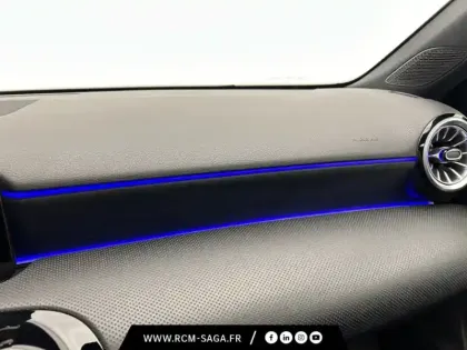 Photo 18 Mercedes Classe A 200 d AMG Line