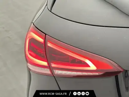 Photo 32 Mercedes Classe A 200 d AMG Line