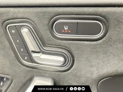 Photo 13 Mercedes Classe A 200 d AMG Line