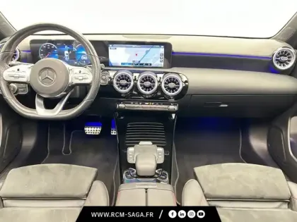 Photo 10 Mercedes Classe A 200 d AMG Line