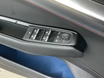 Photo 16 Renault Rafale Nouveau E-Tech full hybrid 200ch esprit Alpine