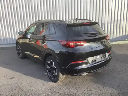 Photo 6 Opel Grandland 1.5 Diesel 130 ch BVA8 GS