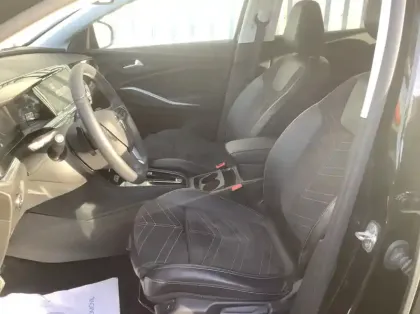 Photo 10 Opel Grandland 1.5 Diesel 130 ch BVA8 GS