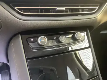 Photo 15 Opel Grandland 1.5 Diesel 130 ch BVA8 GS