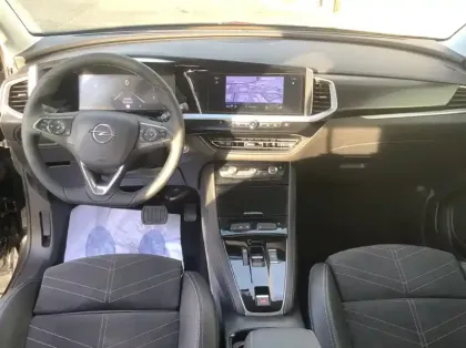 Photo 12 Opel Grandland 1.5 Diesel 130 ch BVA8 GS