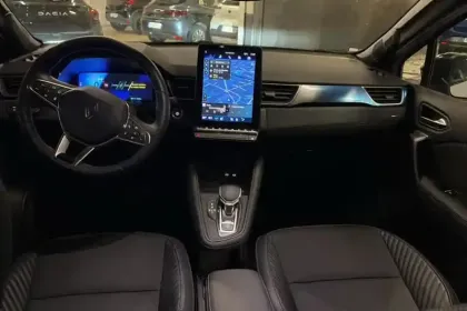 Photo 8 Renault Symbioz E-Tech full hybrid 145 Esprit Alpine