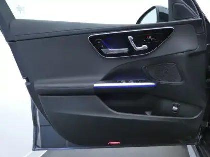 Photo 8 Mercedes Classe C Berline 220 d AMG Line