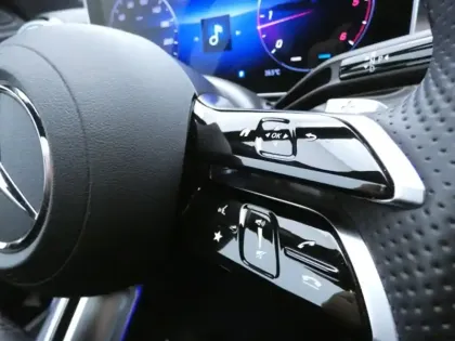 Photo 14 Mercedes Classe C Berline 220 d AMG Line