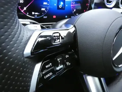 Photo 12 Mercedes Classe C Berline 220 d AMG Line