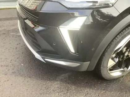 Photo 27 Renault Symbioz Nouveau E-Tech full hybrid 145 Iconic