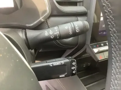 Photo 19 Renault Symbioz Nouveau E-Tech full hybrid 145 Iconic