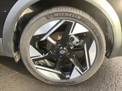 Photo 8 Renault Symbioz Nouveau E-Tech full hybrid 145 Iconic