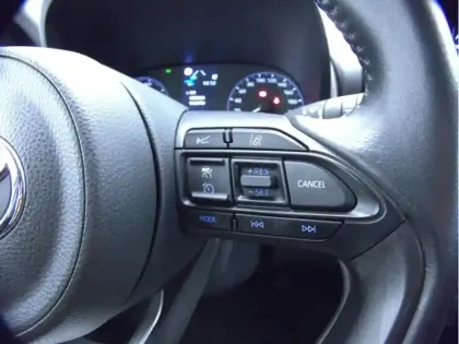 Photo 13 Toyota Yaris Hybride 116h Dynamic