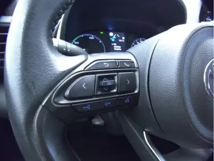 Photo 14 Toyota Yaris Hybride 116h Dynamic