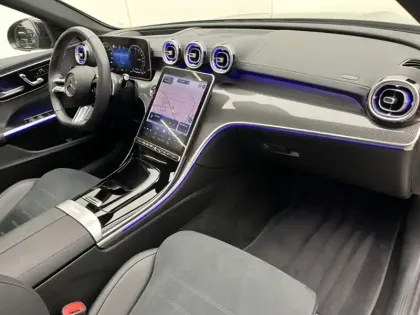 Photo 17 Mercedes Classe C Berline 300 e Hybrid EQ AMG Line