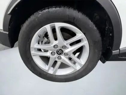 Photo 16 Toyota C-HR Hybrid Dynamic 1.8 122 ch