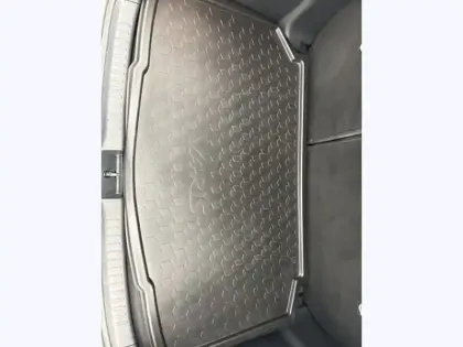 Photo 9 Toyota Yaris 116h Dynamic