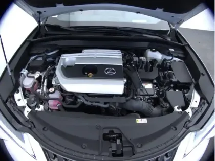 Photo 24 Lexus UX 250H 2WD Le