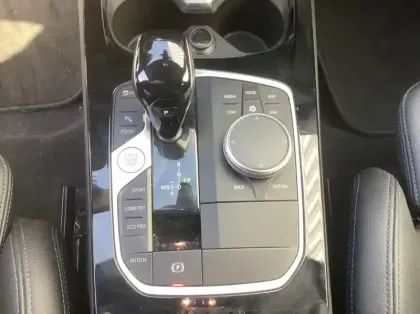 Photo 21 BMW Serie 1 F40 118d 150 ch BVA8 M Sport