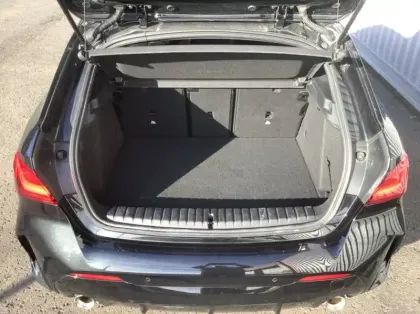 Photo 9 BMW Serie 1 F40 118d 150 ch BVA8 M Sport