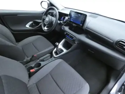 Photo 17 Toyota Yaris 120 VVT-i Design