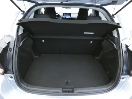 Photo 5 Toyota Yaris 120 VVT-i Design