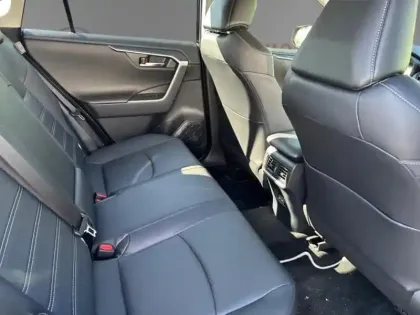 Photo 6 Toyota Rav4 Hybride 2WD 218ch Lounge PAck Premium MY24