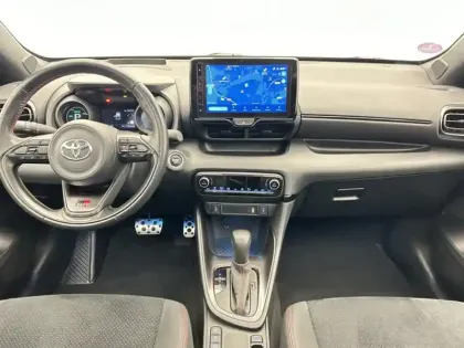 Photo 9 Toyota Yaris Hybride 116h GR SPORT Toit panoramique