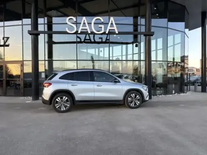 Photo 11 Mercedes GLA 180 d Progressive Line