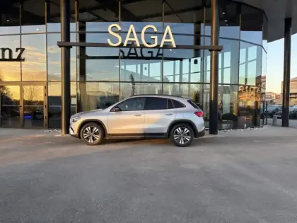 Photo 25 Mercedes GLA 180 d Progressive Line