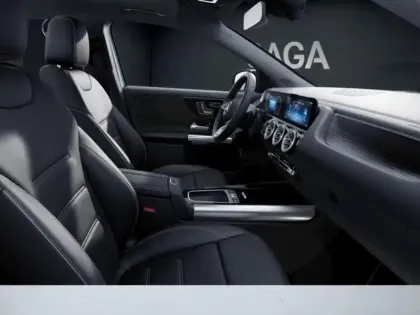 Photo 8 Mercedes GLA 180 d Progressive Line