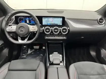 Photo 10 Mercedes GLA 250 e AMG Line